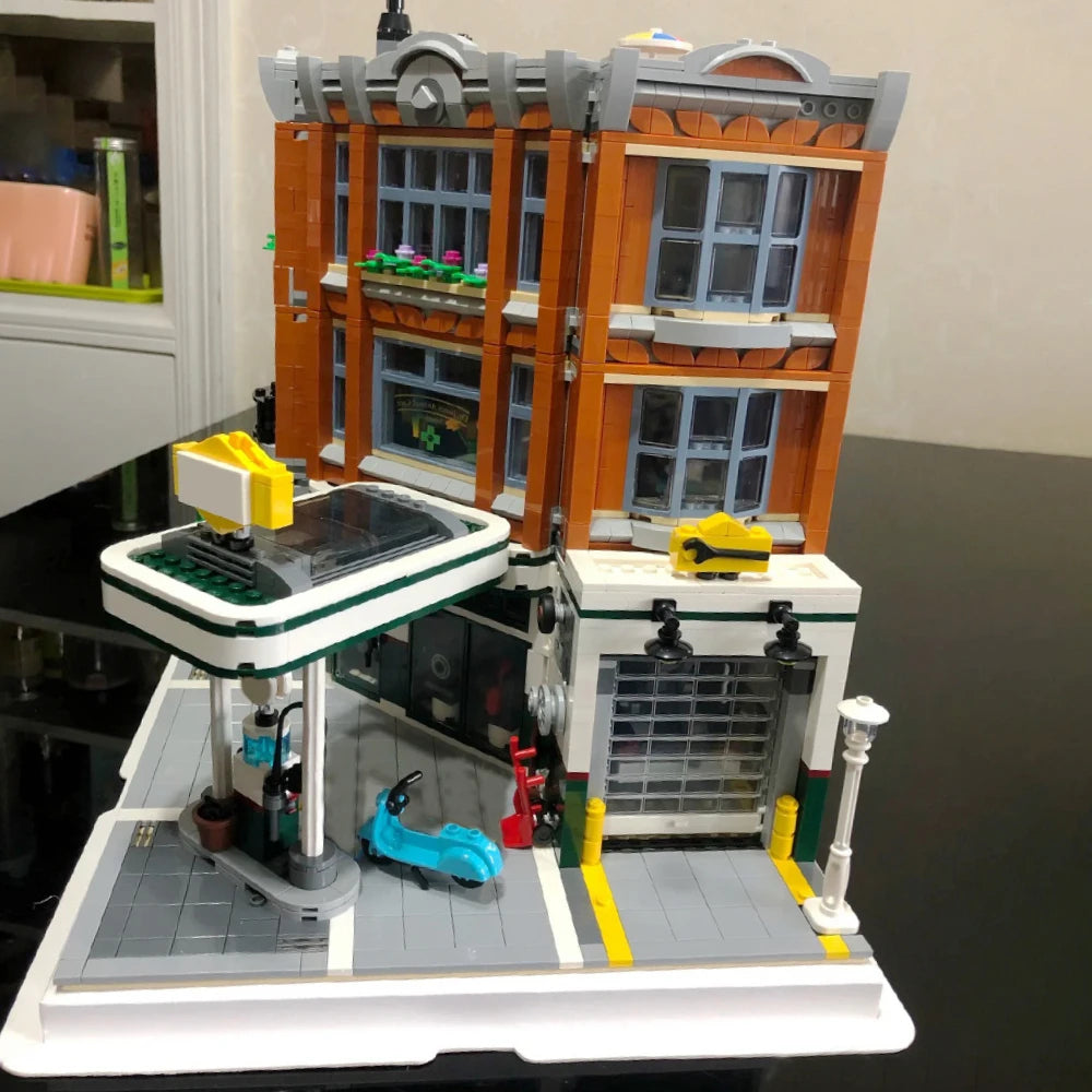 Brick Bank Corner MOC Street View Building Blocks Set
