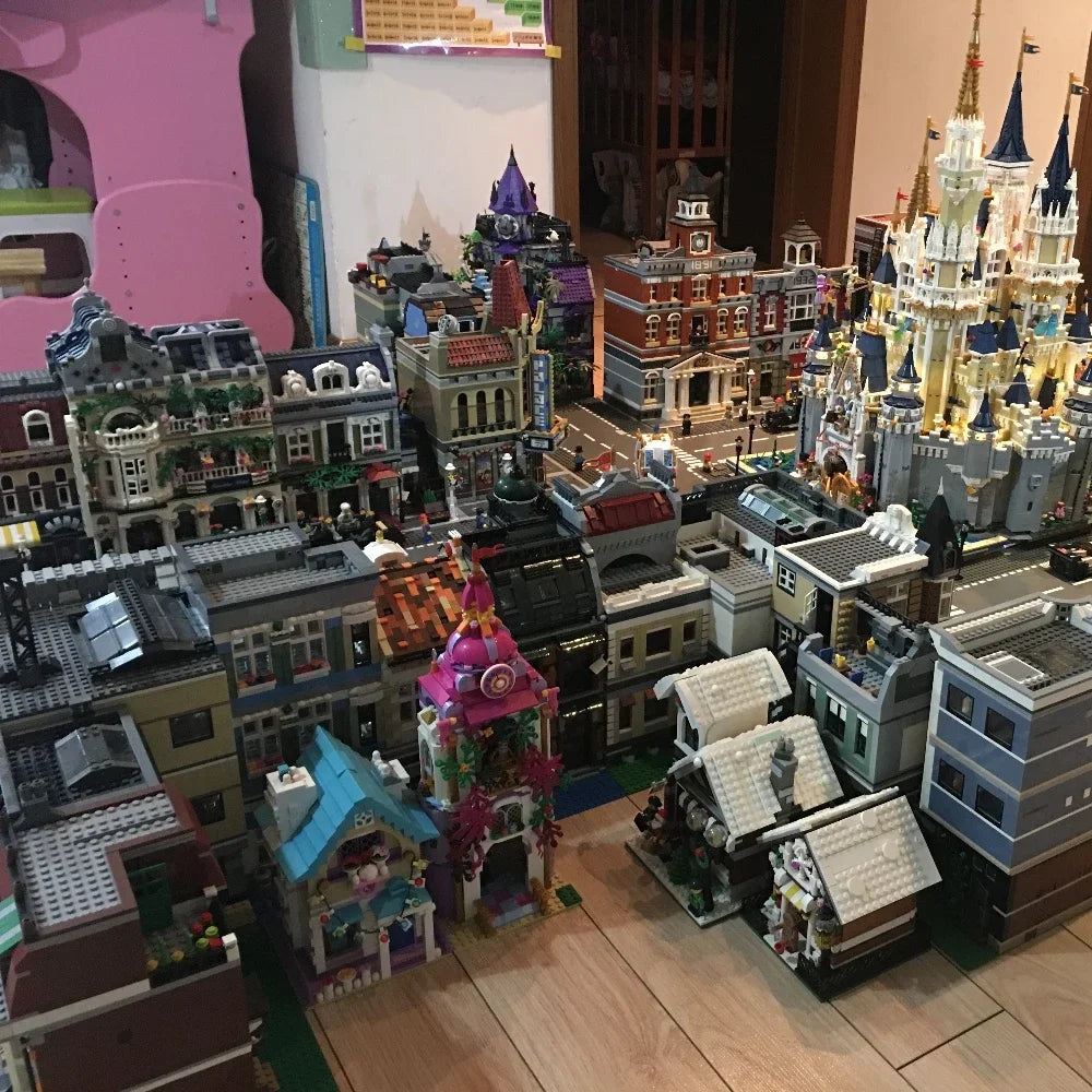 Brick Bank Corner MOC Street View Building Blocks Set